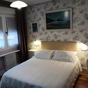 Ubicacion Perfecta/baño Privado Habitación en casa particular San Sebastián